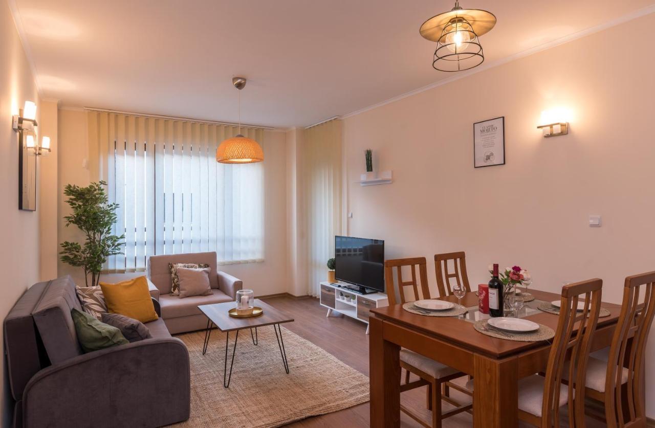 Charming Ski Apartments Near Gondola & Bar Street, Cedar Lodge 1 Complex Банско Экстерьер фото