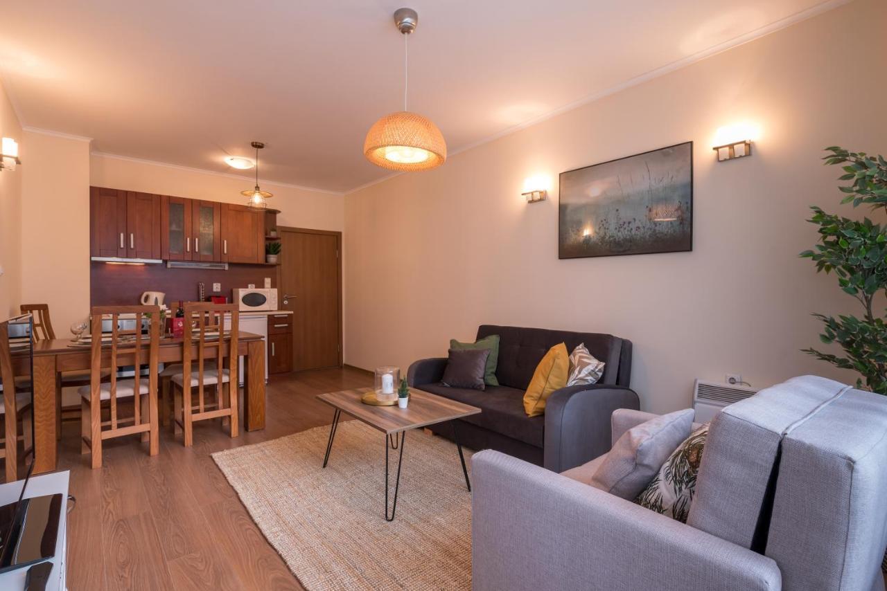 Charming Ski Apartments Near Gondola & Bar Street, Cedar Lodge 1 Complex Банско Экстерьер фото